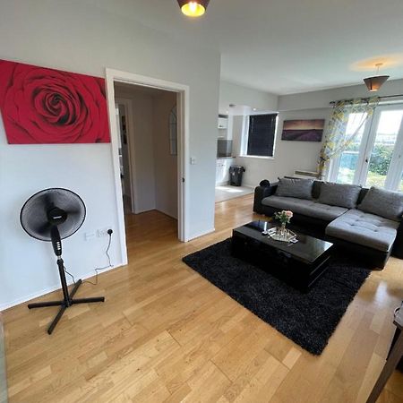 The Reflection Apartment , With River Thames View London Ngoại thất bức ảnh
